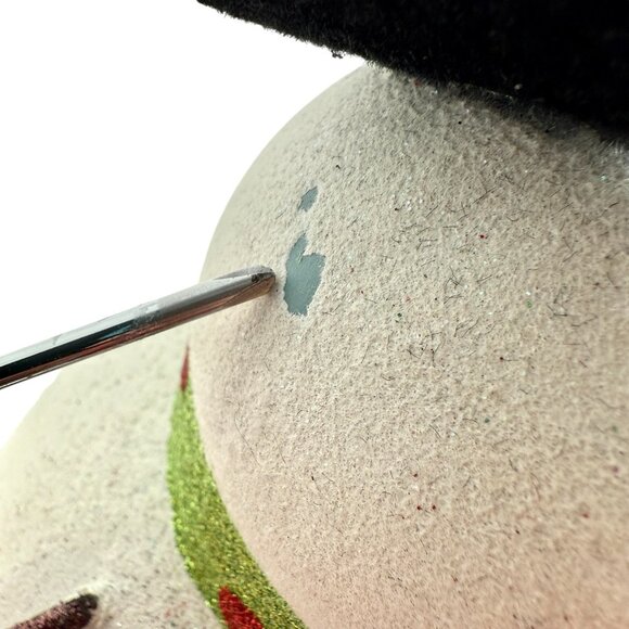 Pier 1 Glitter Snowman With Present Top Hat And Scarf Stocking Holder 8" RARE - Picture 8 of 9